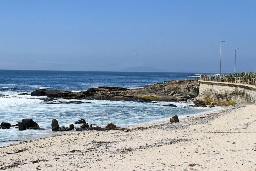 Blue Waters Studio With Sea Views From Balcony Apartment Cape Town Exterior photo